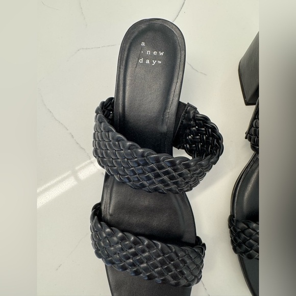 A New Day Black Braided/Woven Block Heels- Size 9.5 - Picture 11 of 11